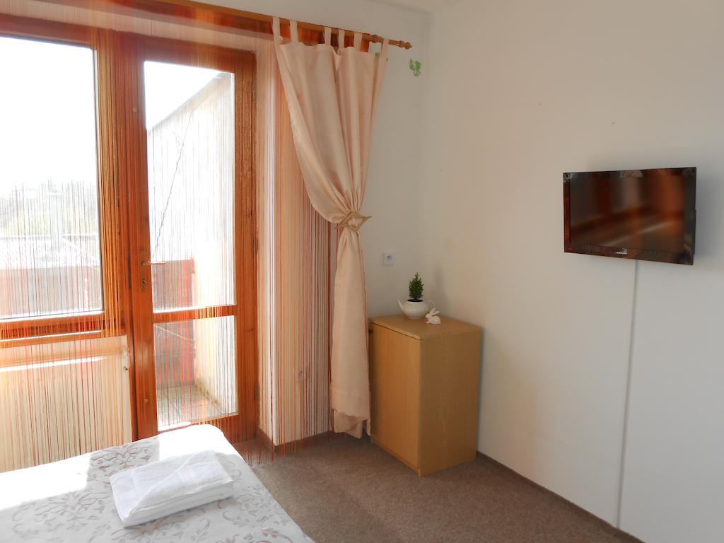 White Rabbit Hall Hotel Podebrady Bilik gambar