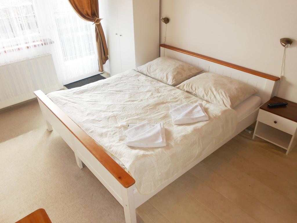 White Rabbit Hall Hotel Podebrady Bilik gambar